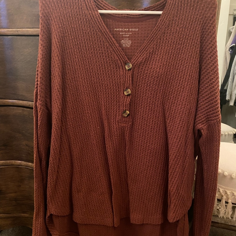 Burnt orange/red waffle top